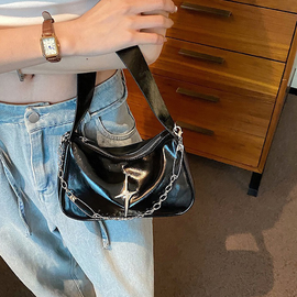 [GIRLS GOOB] Women's Glossy Silver Chain Decoration Shoulder Bag Tote Bag Handbag, China OEM